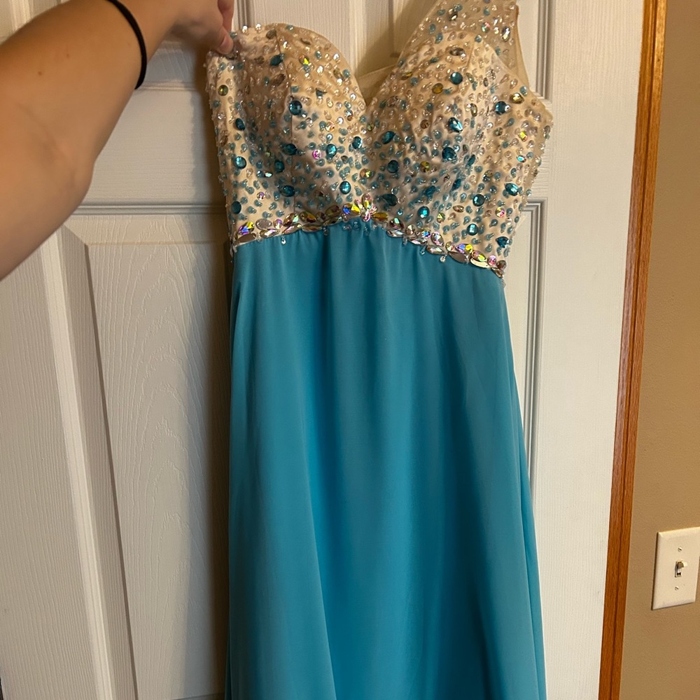 Over the shoulder blue prom dress